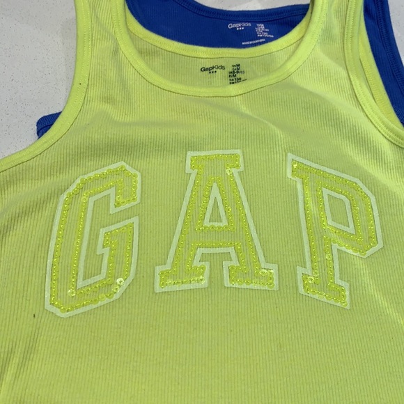 Gap tops - Picture 3 of 4